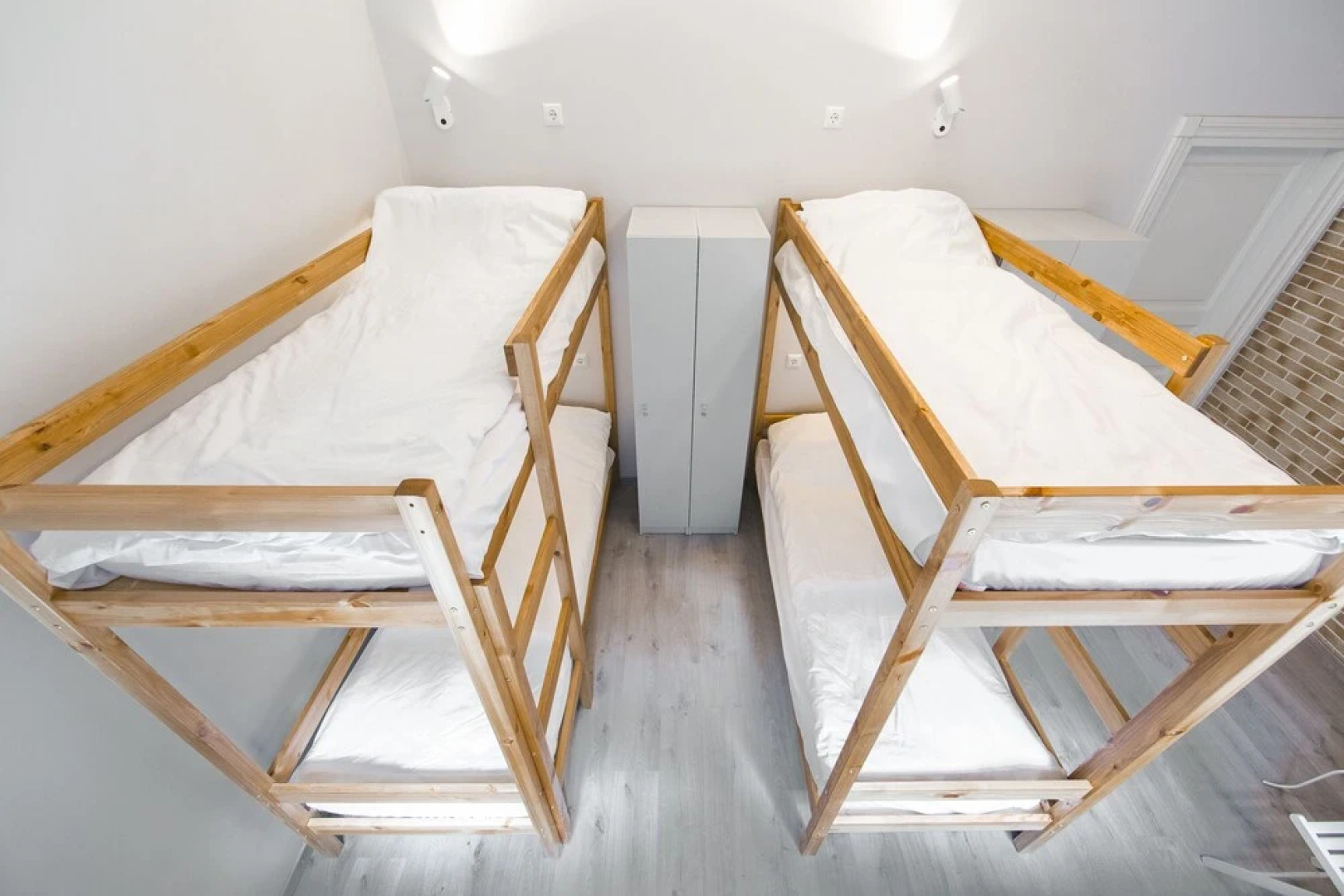 Safe Haven Nevsky 95 - Hostel