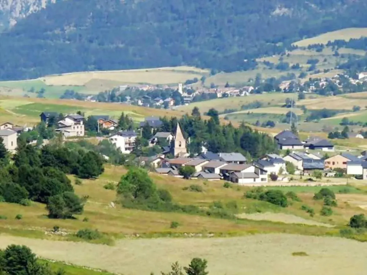 Apartment With 2 Bedrooms in Bolquère, With Wonderful Mountain View and Furnished Garden