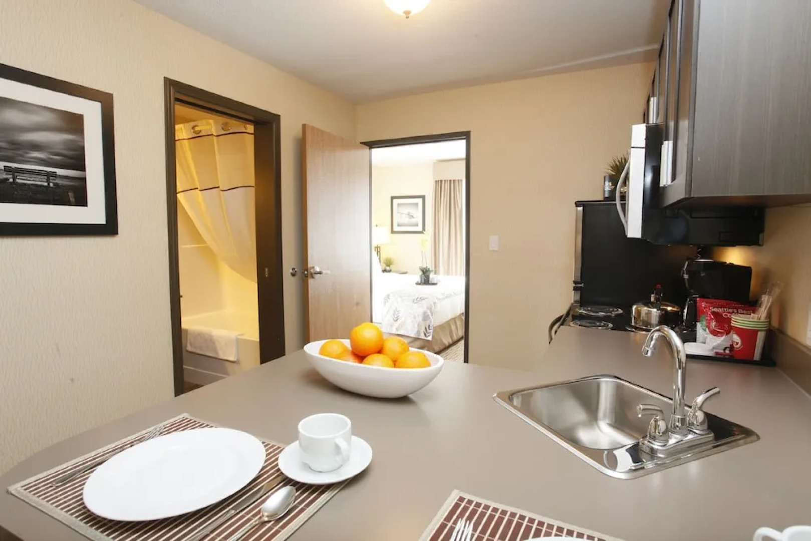 Olds Pomeroy Inn And Suites