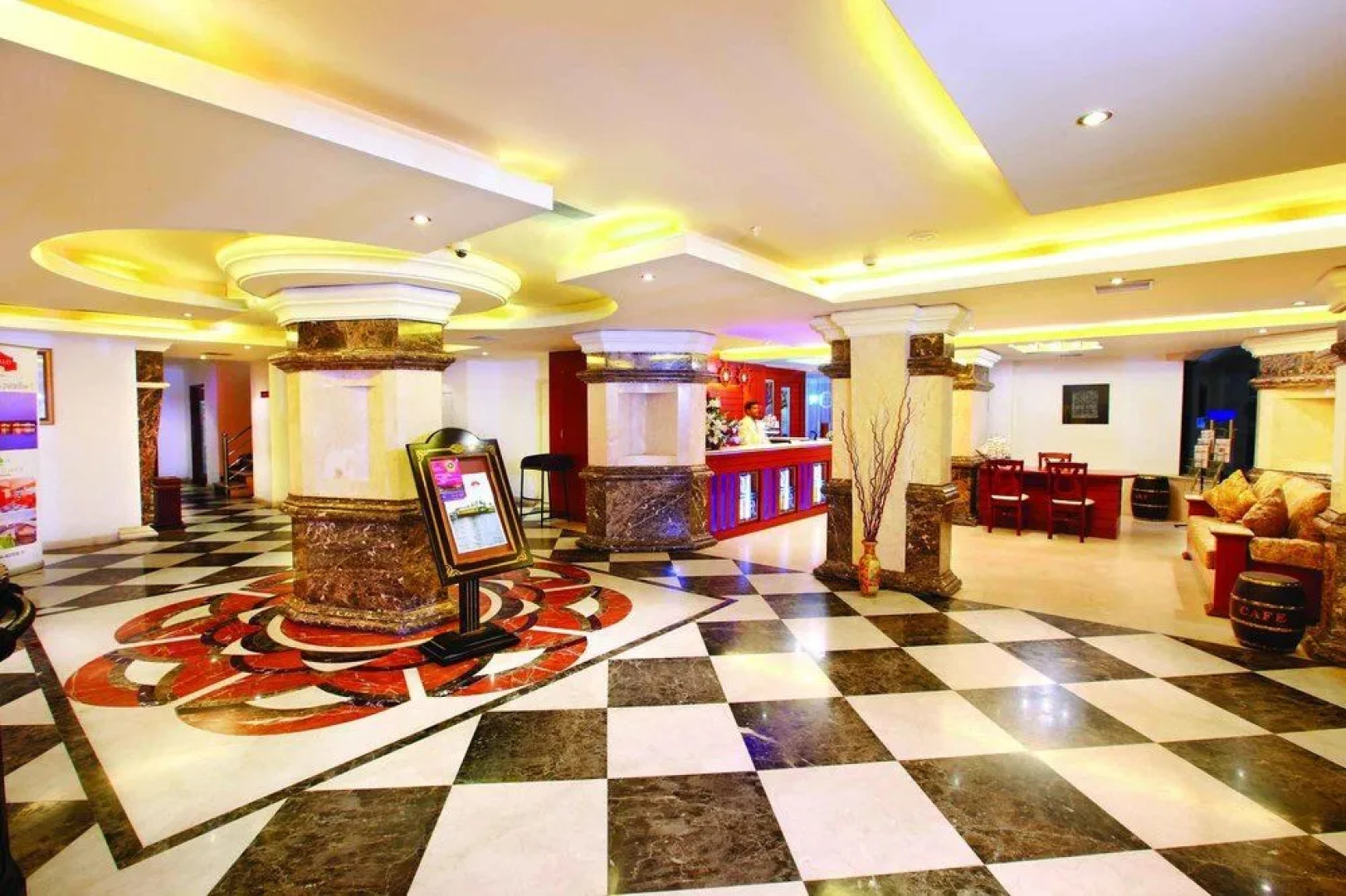 Emarald Hotel Cochin