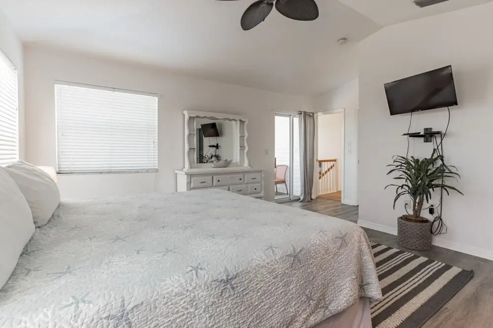 Sunset Views + Steps From The Beach With Elevator 2 Bedroom Duplex by RedAwning