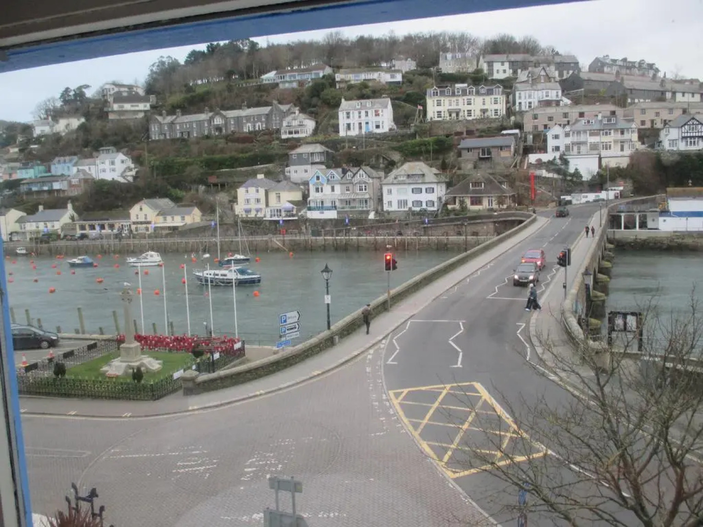 Bridgeside Guest House