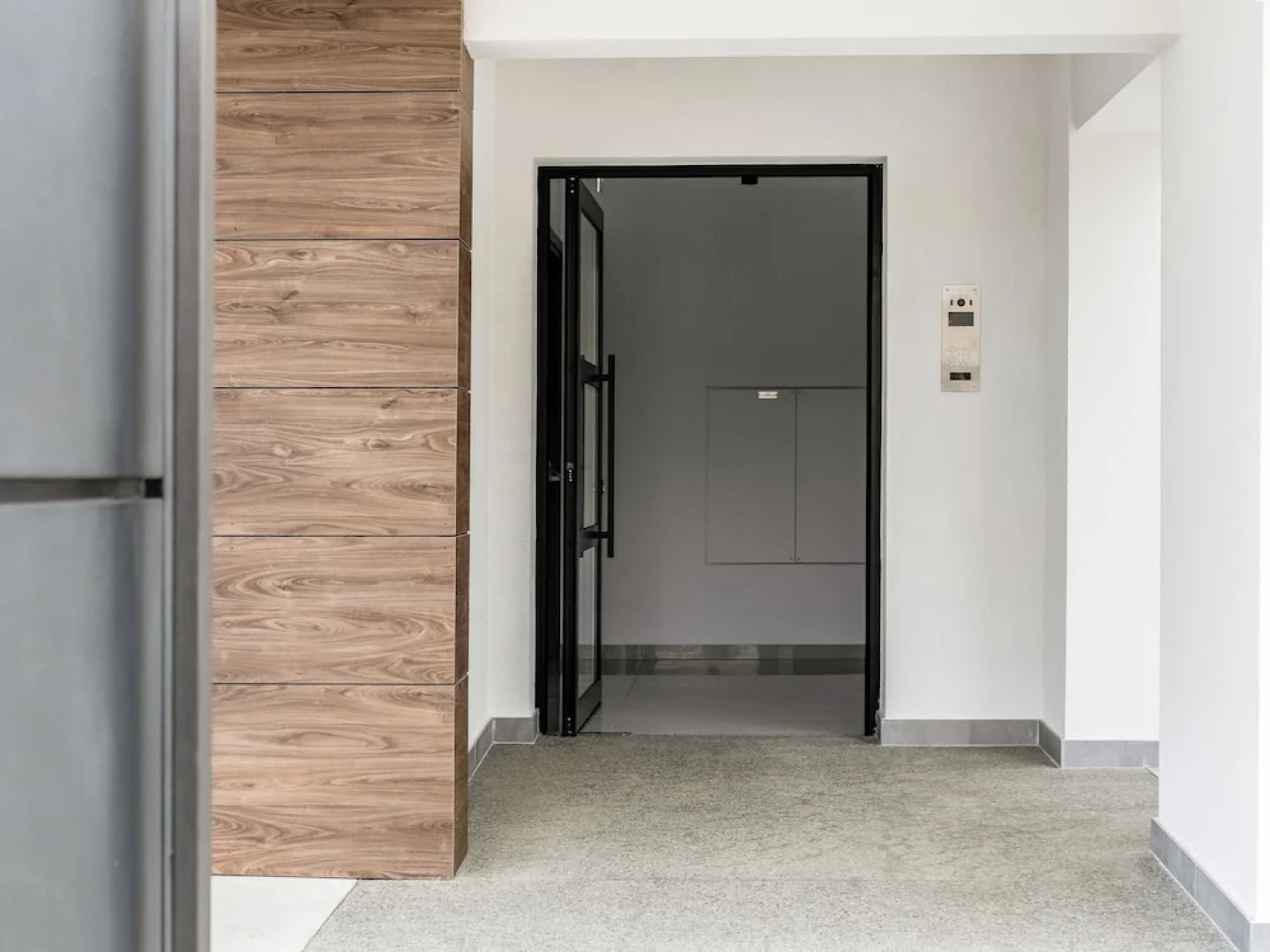 Sanders Elgio - Charming Studio With Balcony