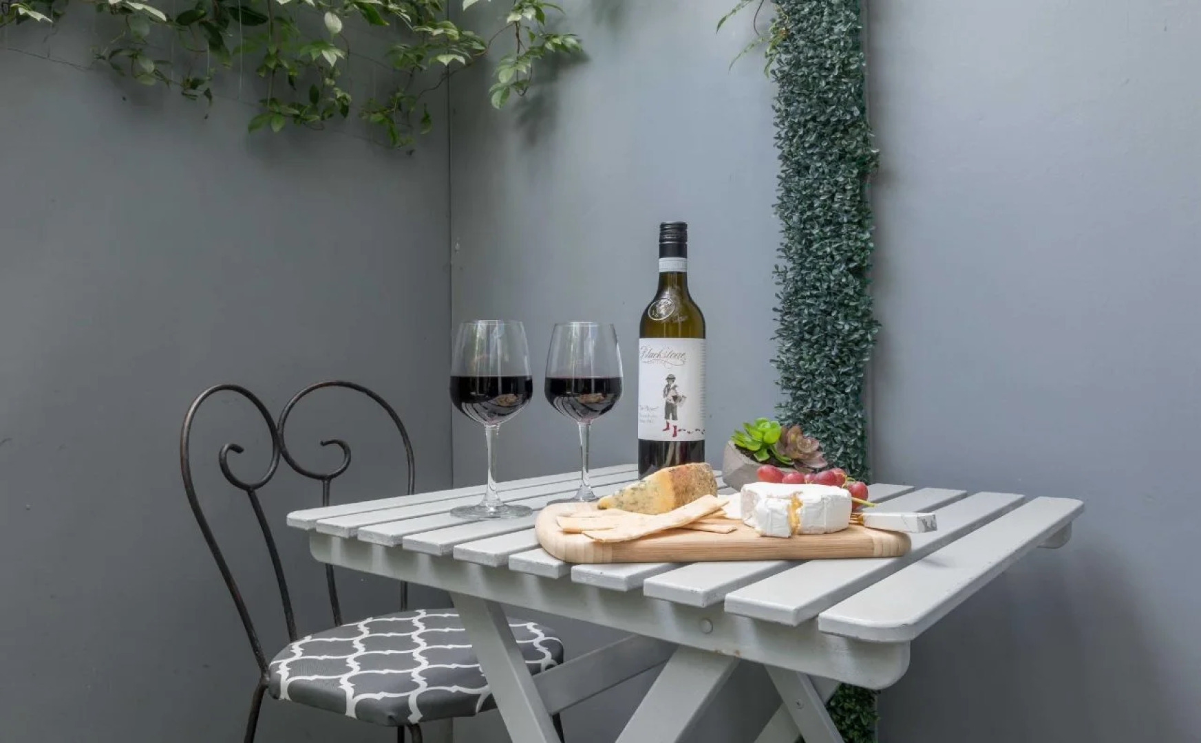 Sailaway Beach House