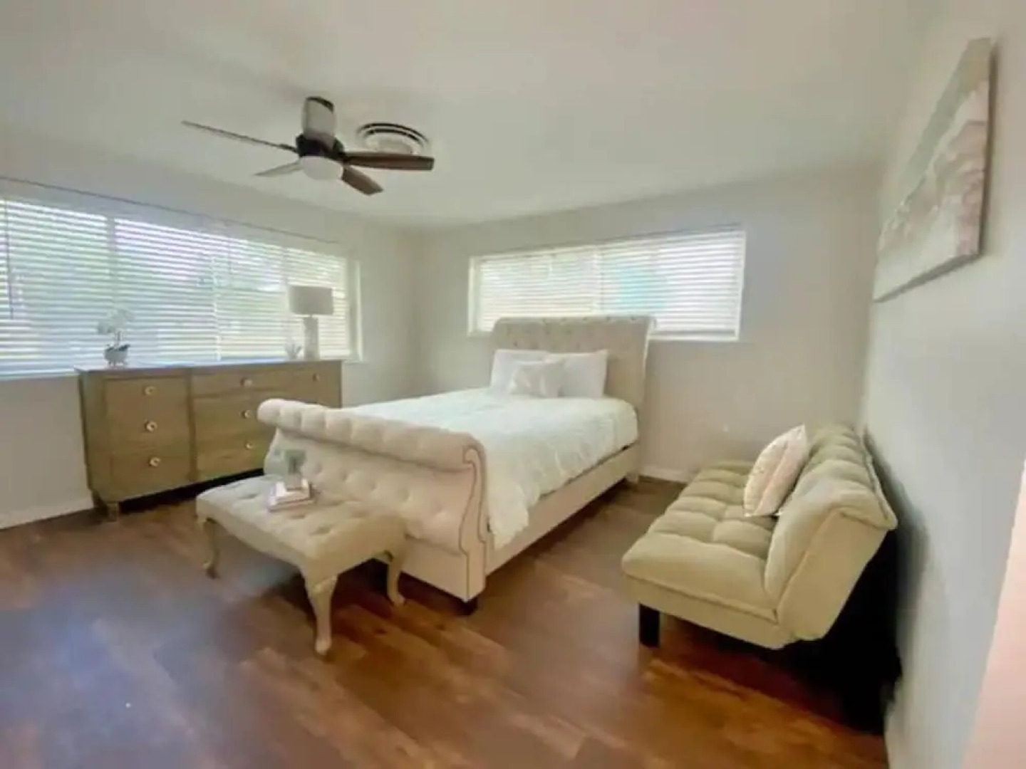 Cozy 4-Bedroom Beachside Home