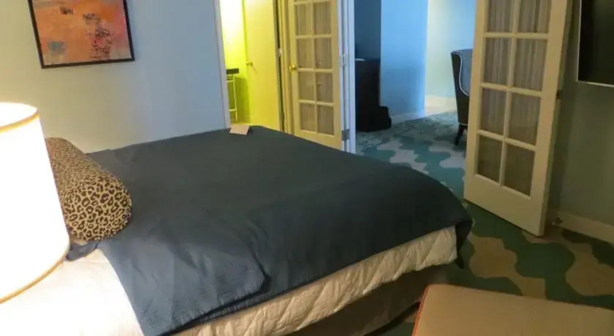 Roberts Mayfair Hotel