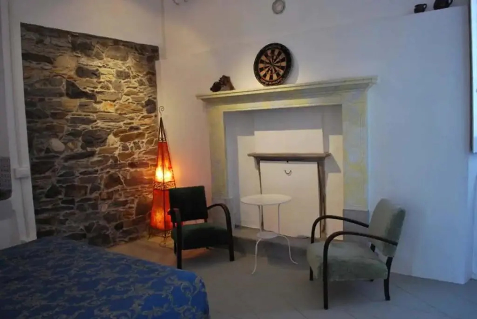 2 room apartment 15 minutes from lakes