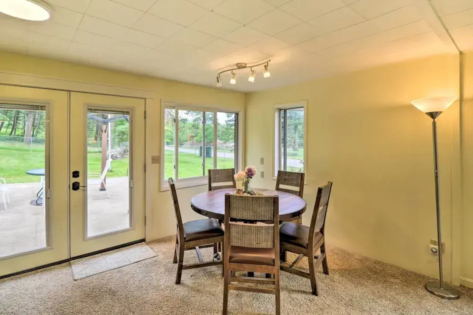 Columbia Falls Home: 14 Mi to Glacier Natl Park!