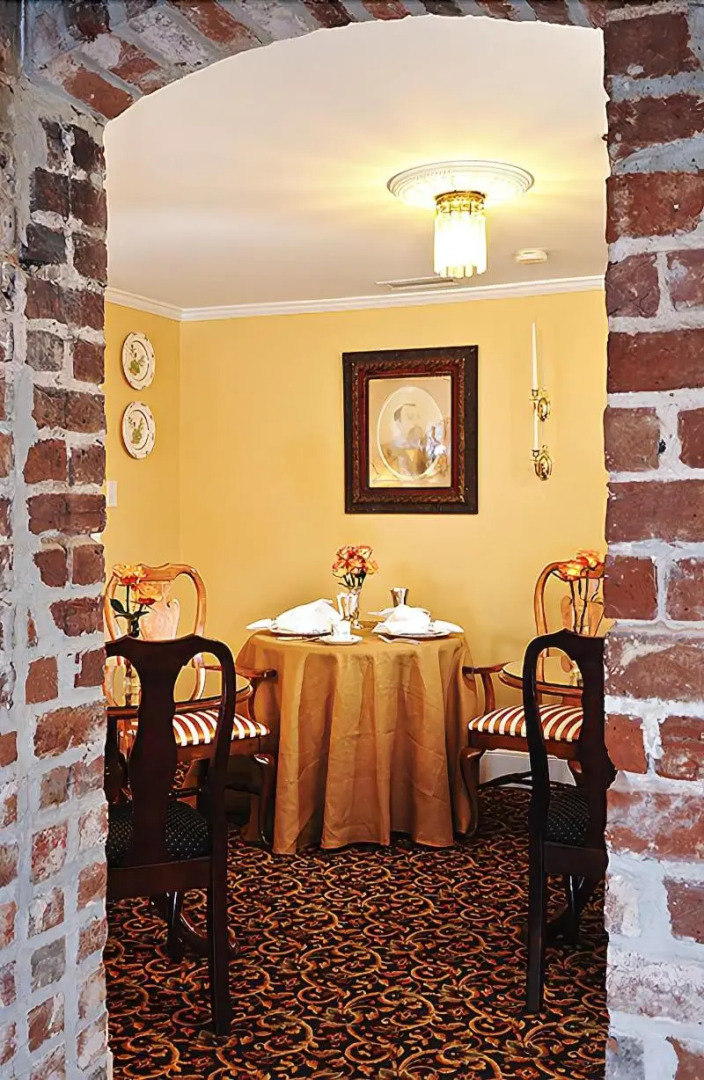 The Presidents Quarters Inn