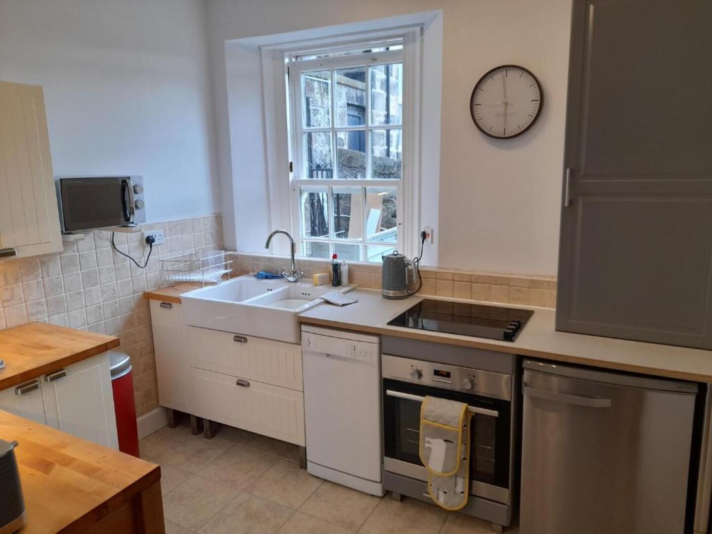 Burntisland Garden Apartment, Fife - 40 mins to Edinburgh