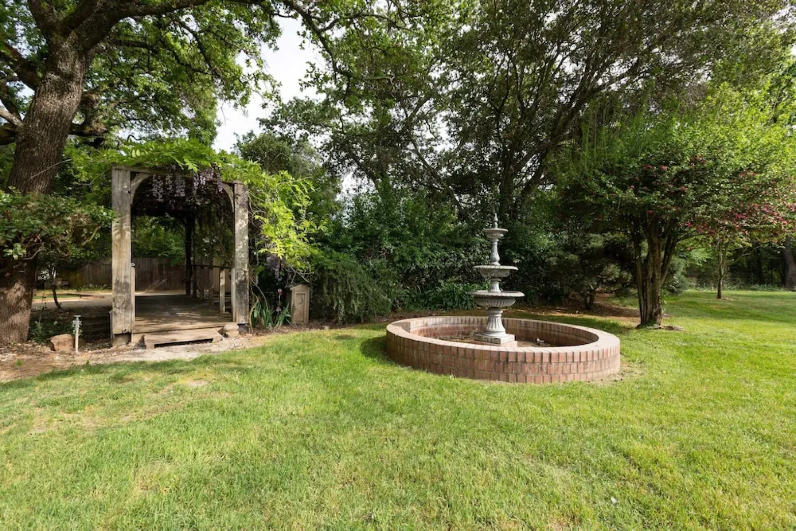 Wildflower by Avantstay Gorgeous Wine Country Home w/ Pool, Bocce Ball Court & Huge Yard!