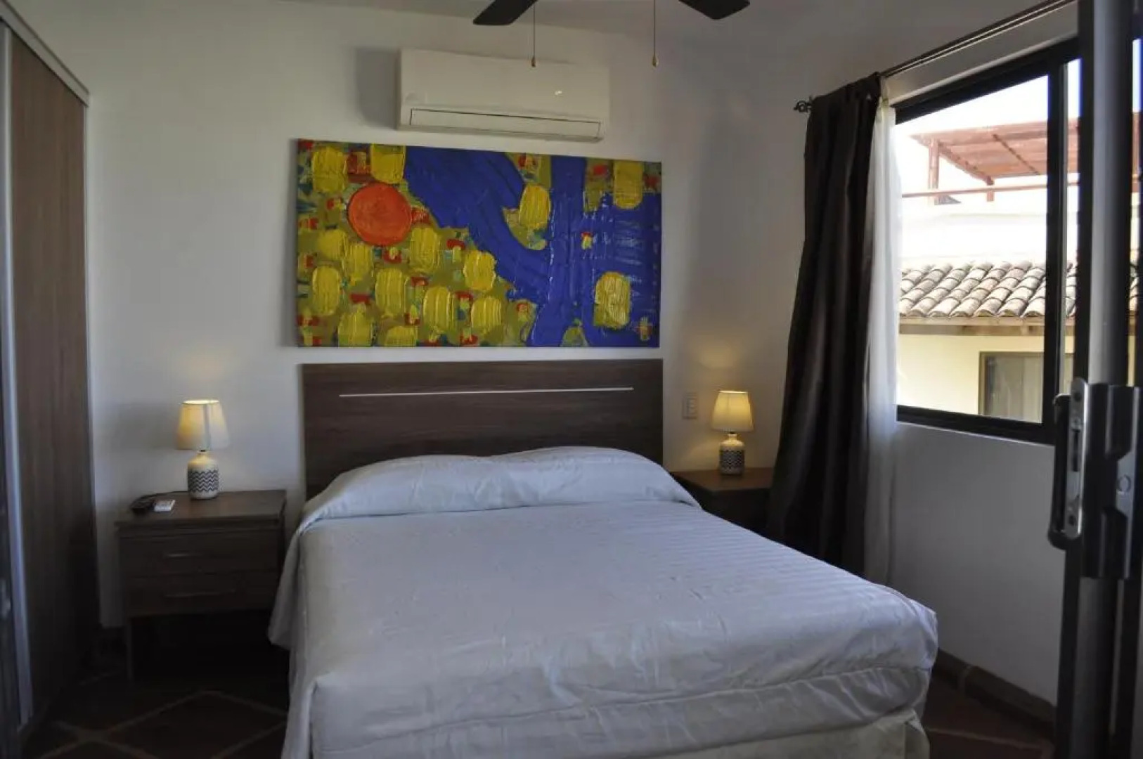 Tropical Gardens - Suites and Apartments