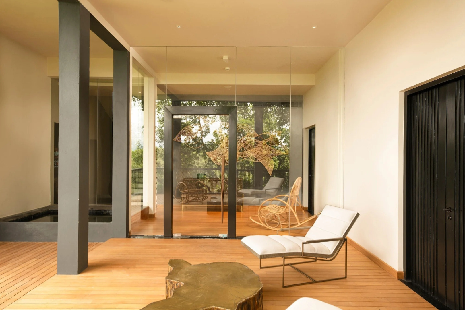 DoubleTree by Hilton Weerawila Rajawarna Resort