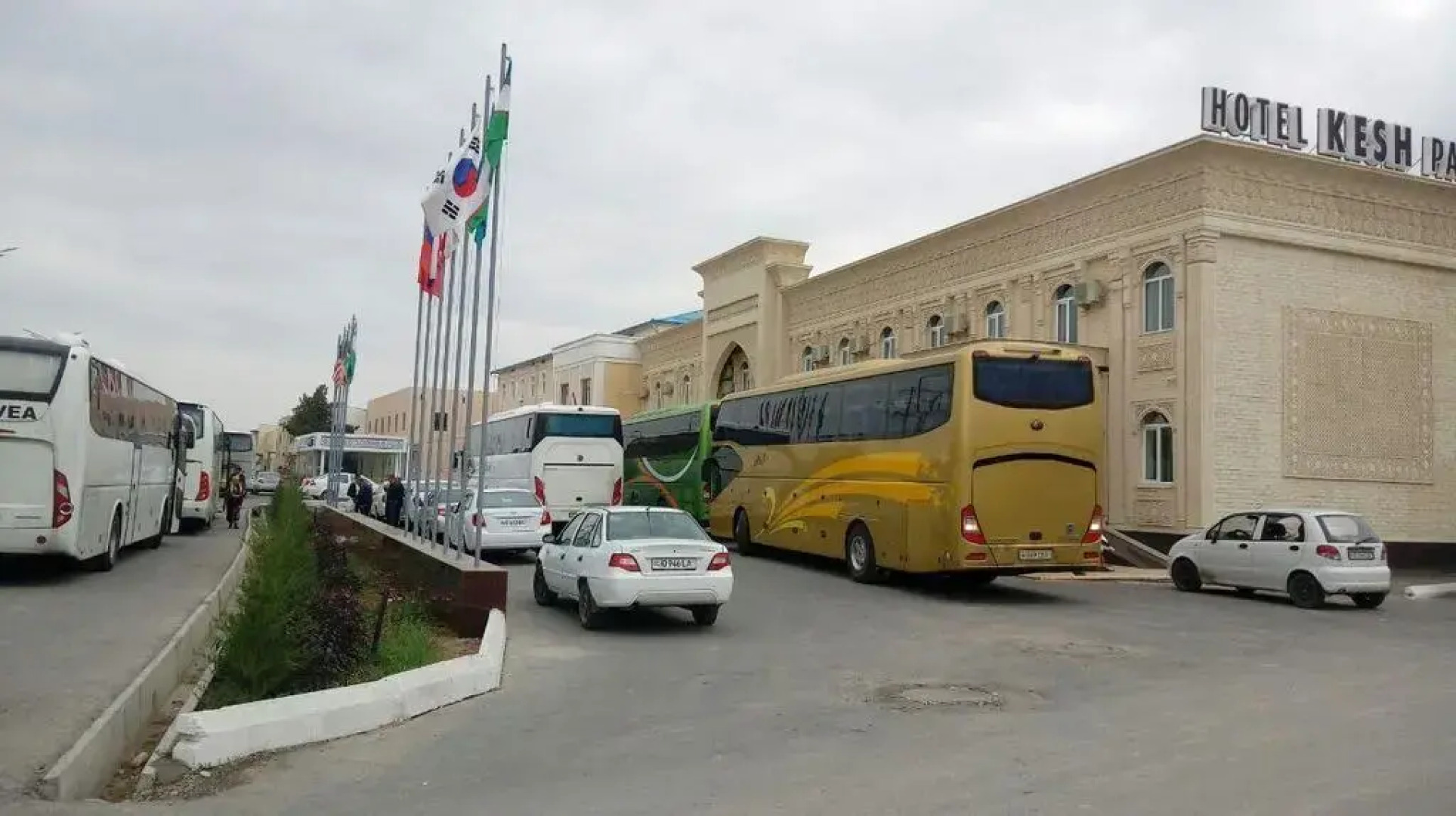 Отель Kesh Palace