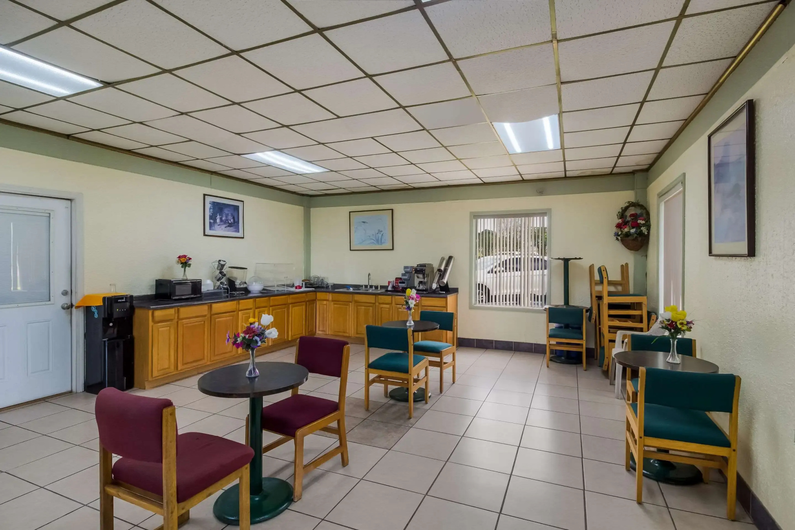 Rodeway Inn Conference Center