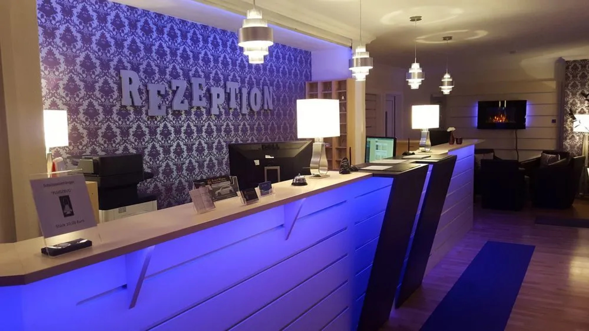 Hallbergerhof Hotel & Hostel