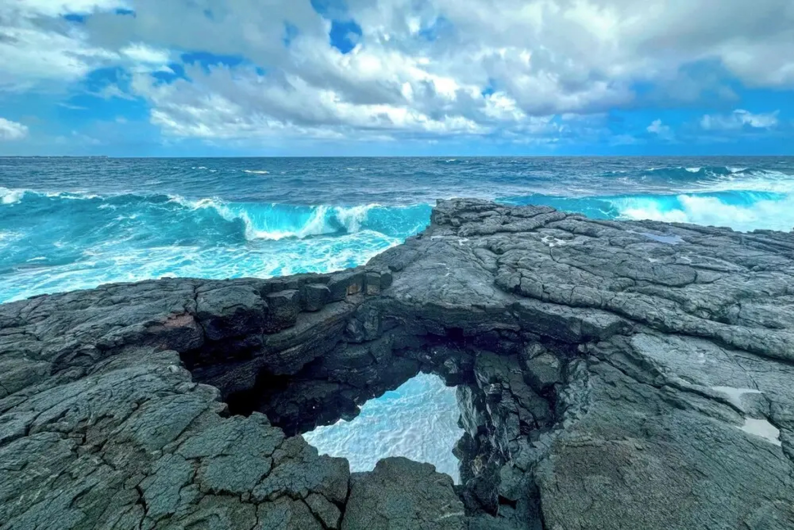 Direct Oceanfront, Big Island Home