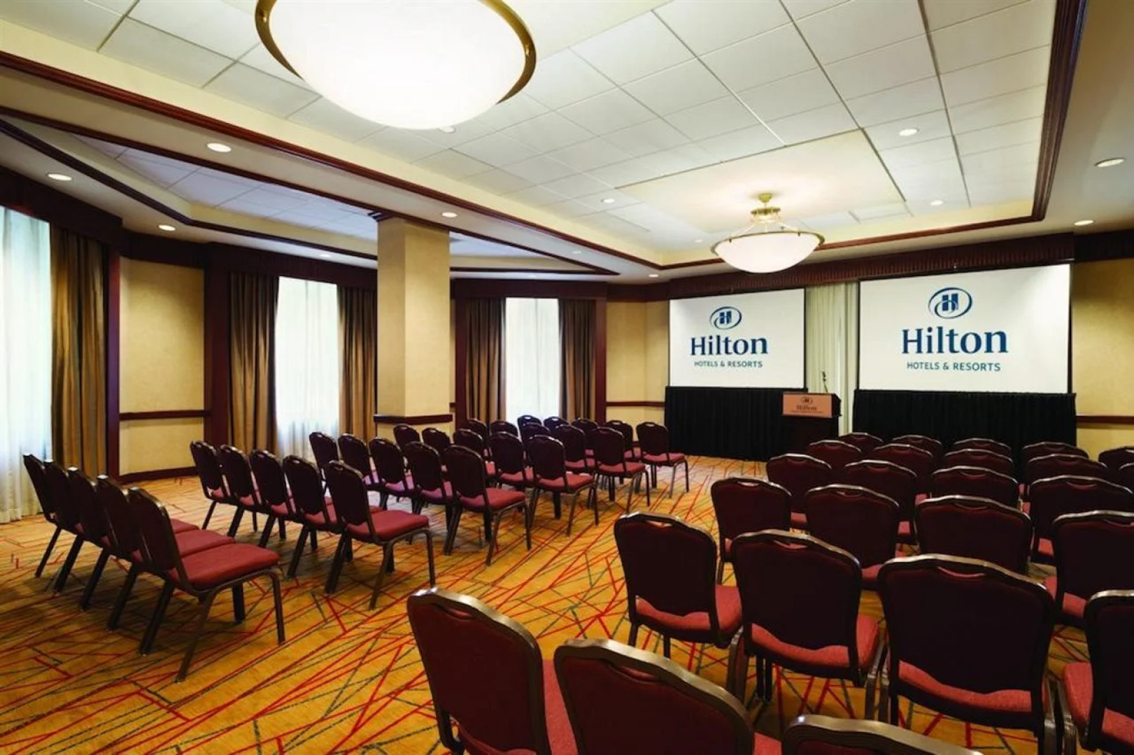 Hilton Chicago/Magnificent Mile Suites