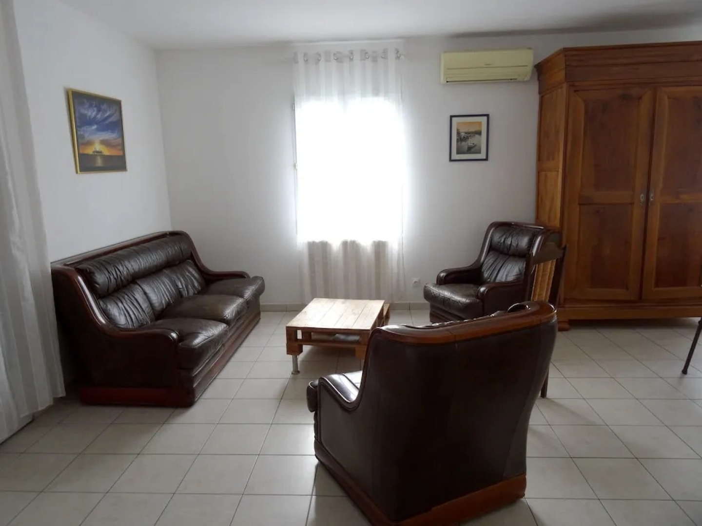 House With 4 Bedrooms in Rochefort, With Enclosed Garden and Wifi