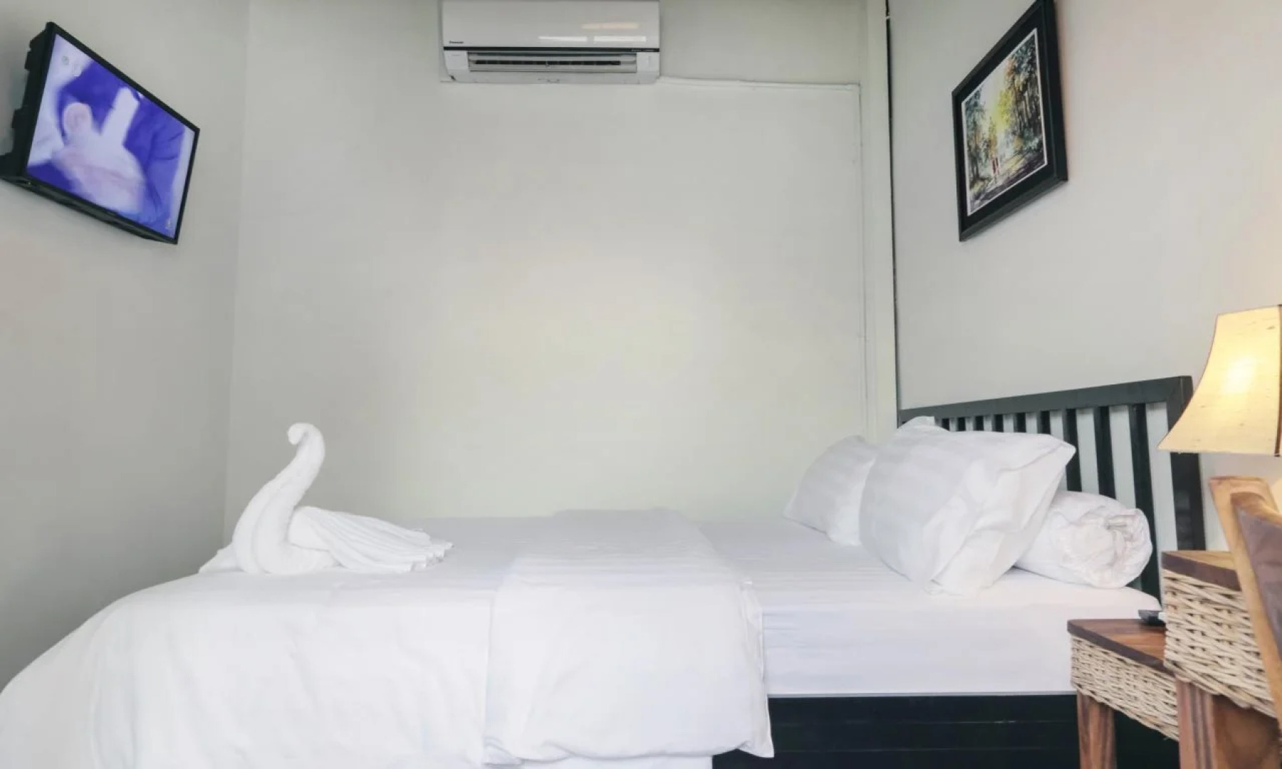 Feliz Hostel Cafe & Bar