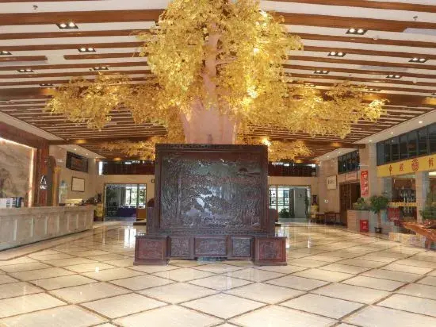 Aifeel Hotel (Ledong Lvzhi Nan Gan'en Road)