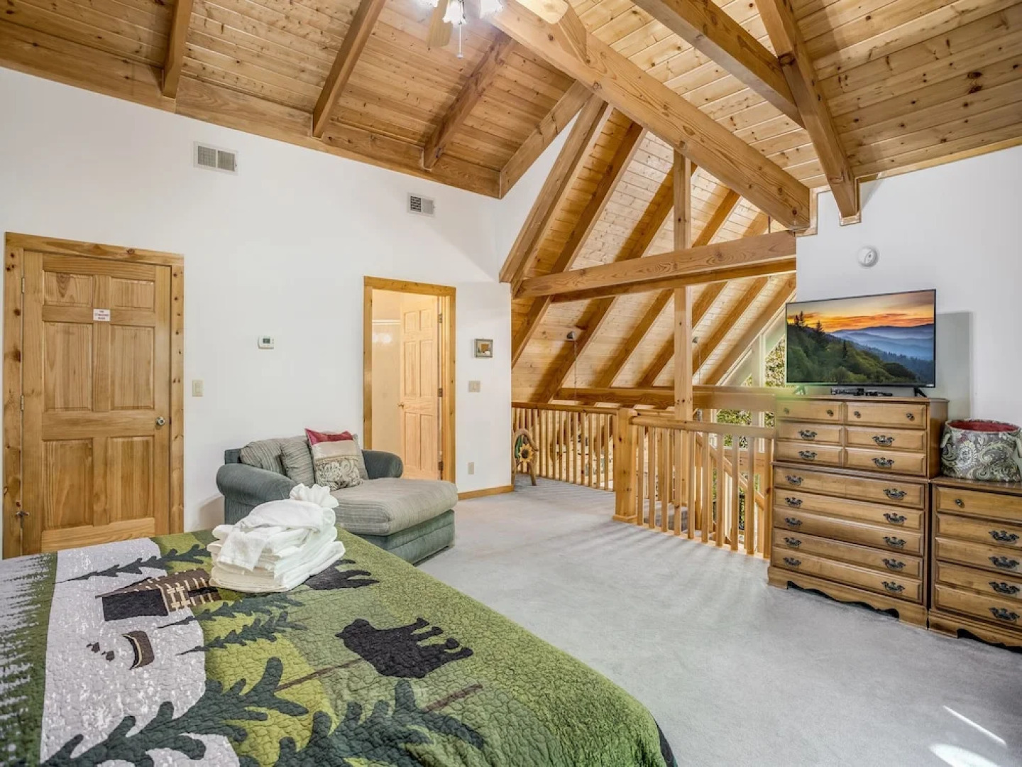 Amazing River Retreat by Vtrips