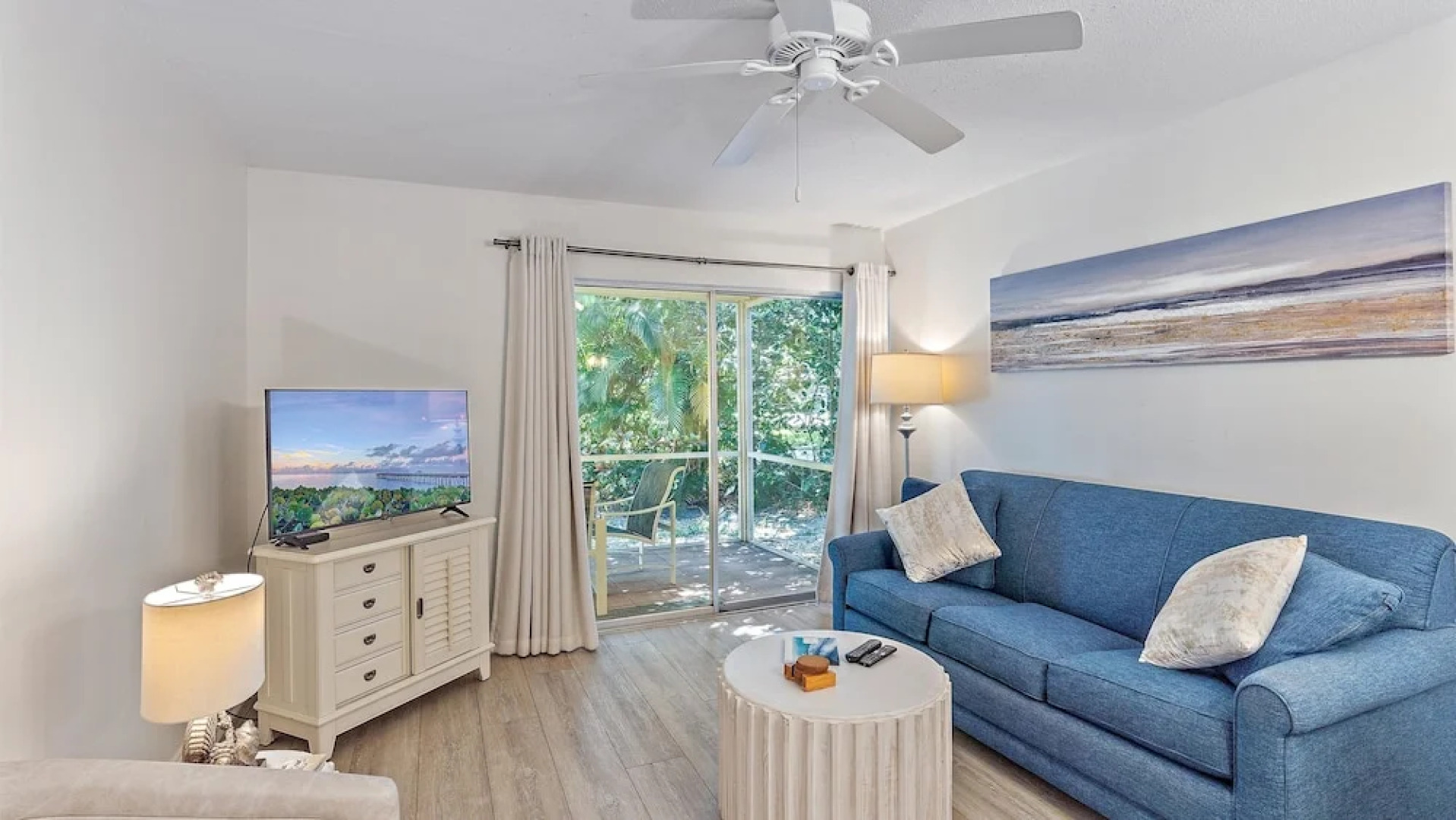 Pura Vida Two 2 Bedroom Condo by RedAwning