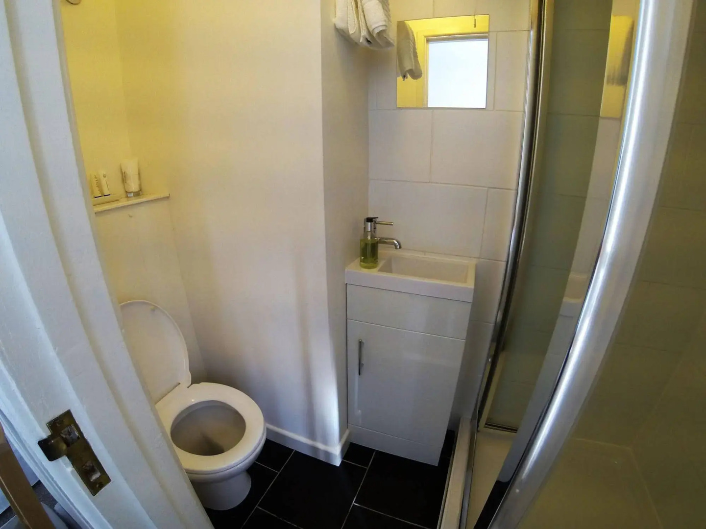 Ty Helyg Guest House