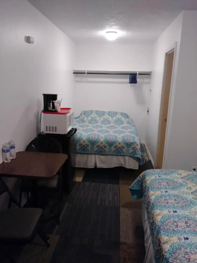 The Place Motel Bar And Grill