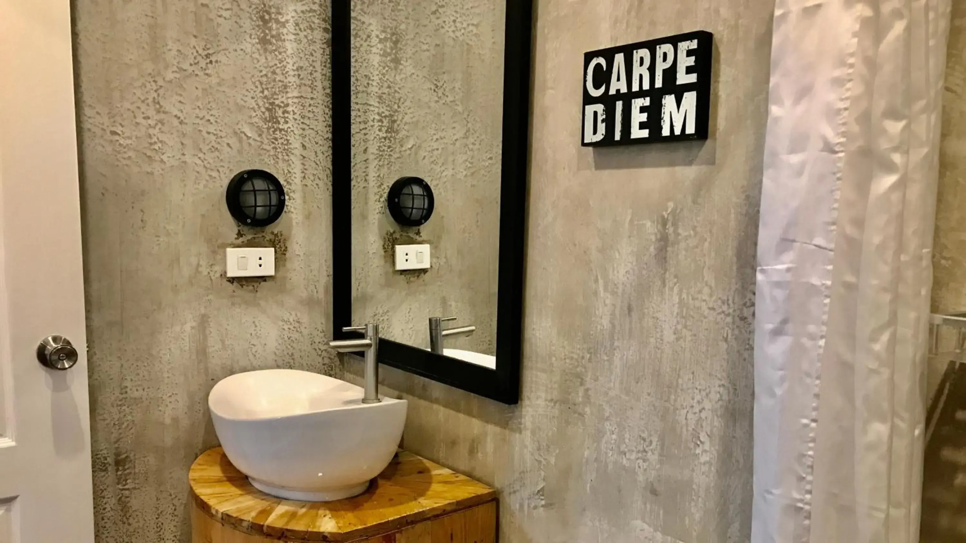 Containers by Eco Hotels