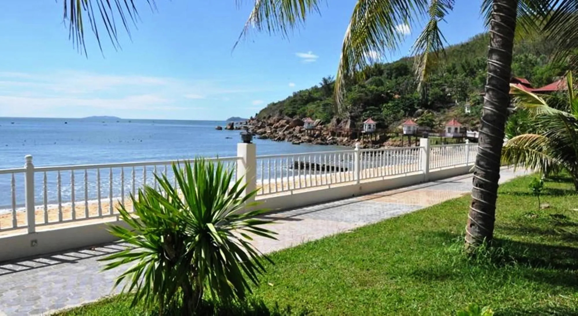 Royal Hotel & Healthcare Resort Quy Nhon