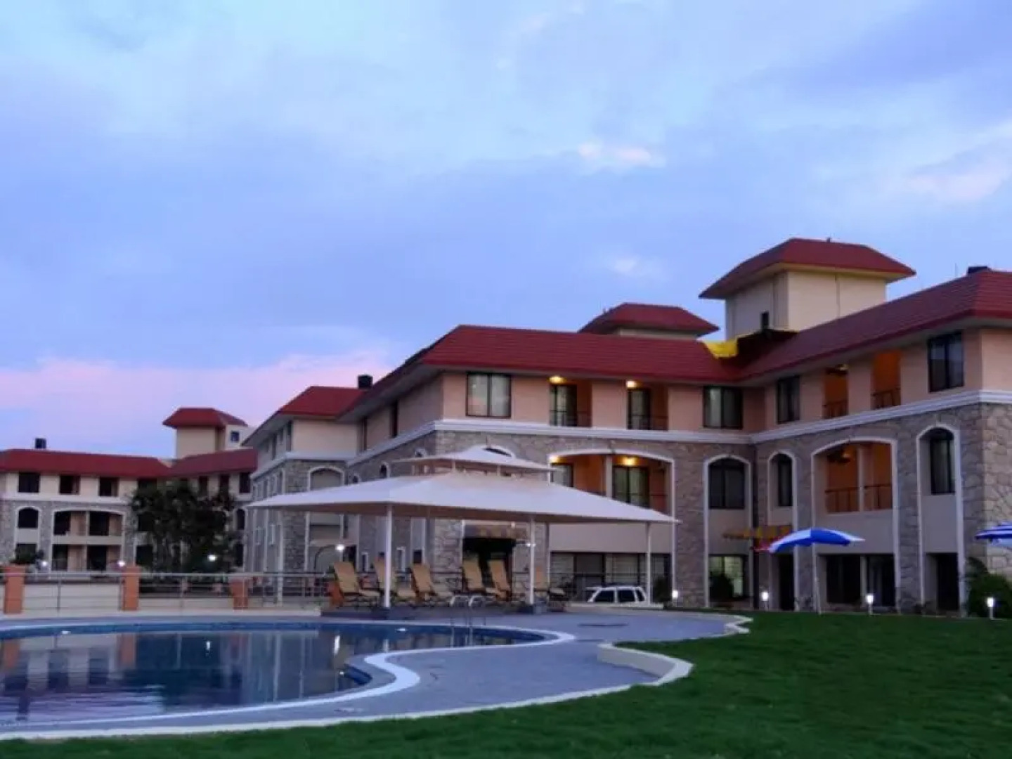 Zip by Spree Spine Hotel