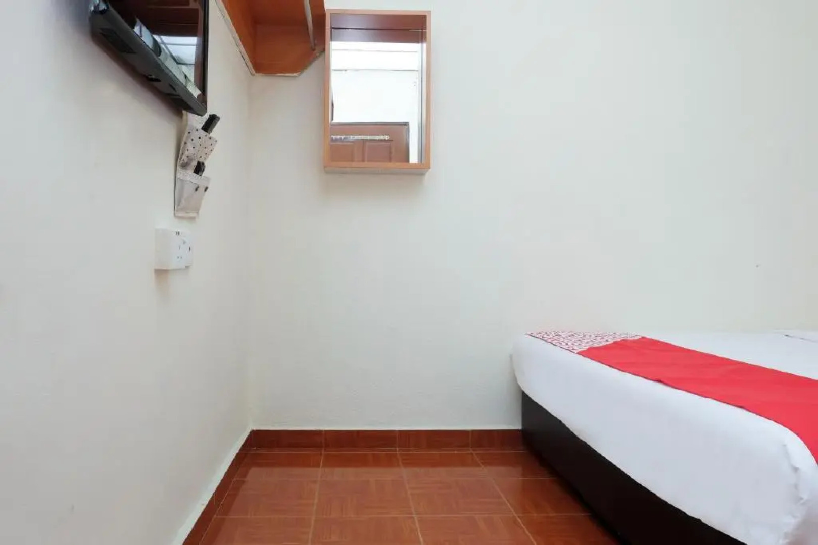 Oyo 89928 Acf Guest House