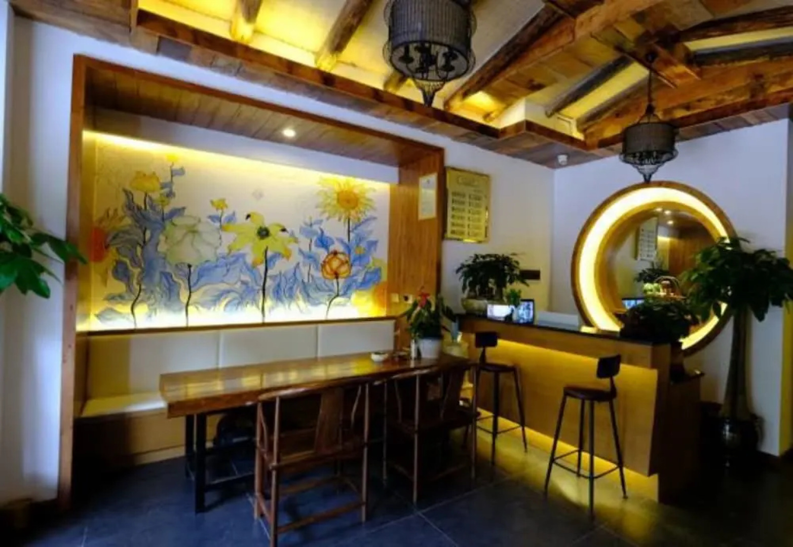 5 Yue Zhangjiajie Wulingyuan Branch