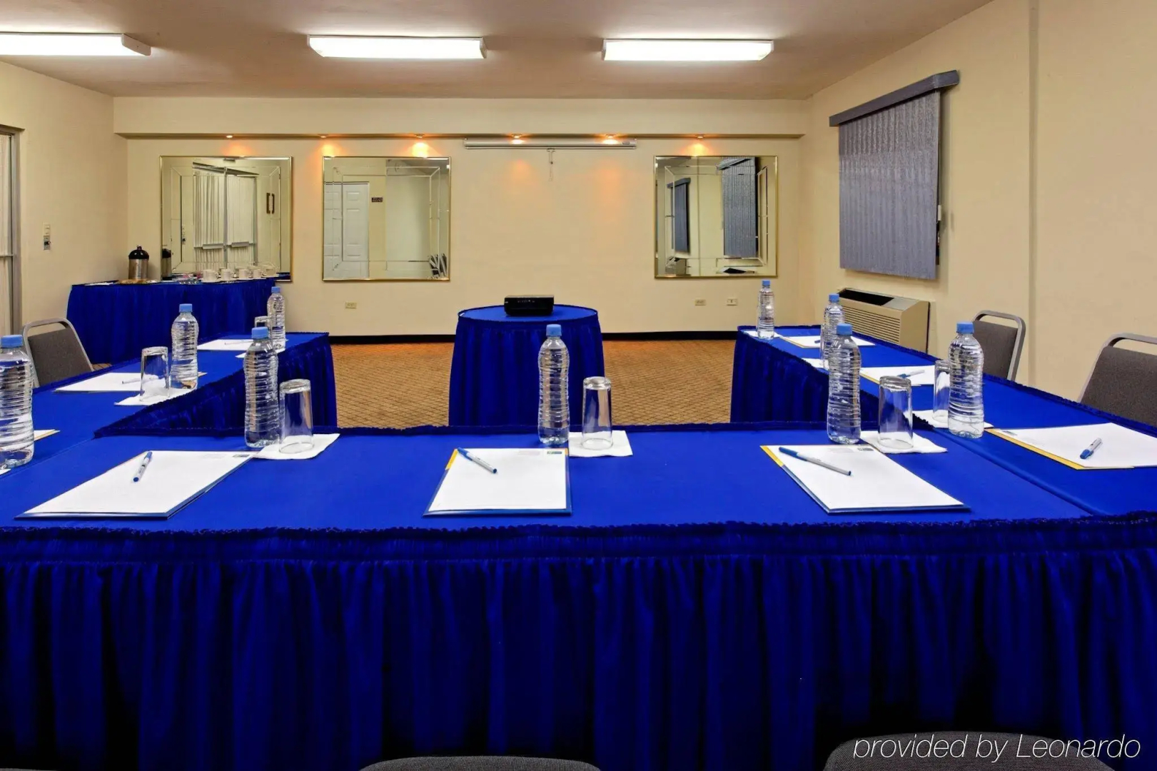 Holiday Inn Express Piedras Negras by IHG