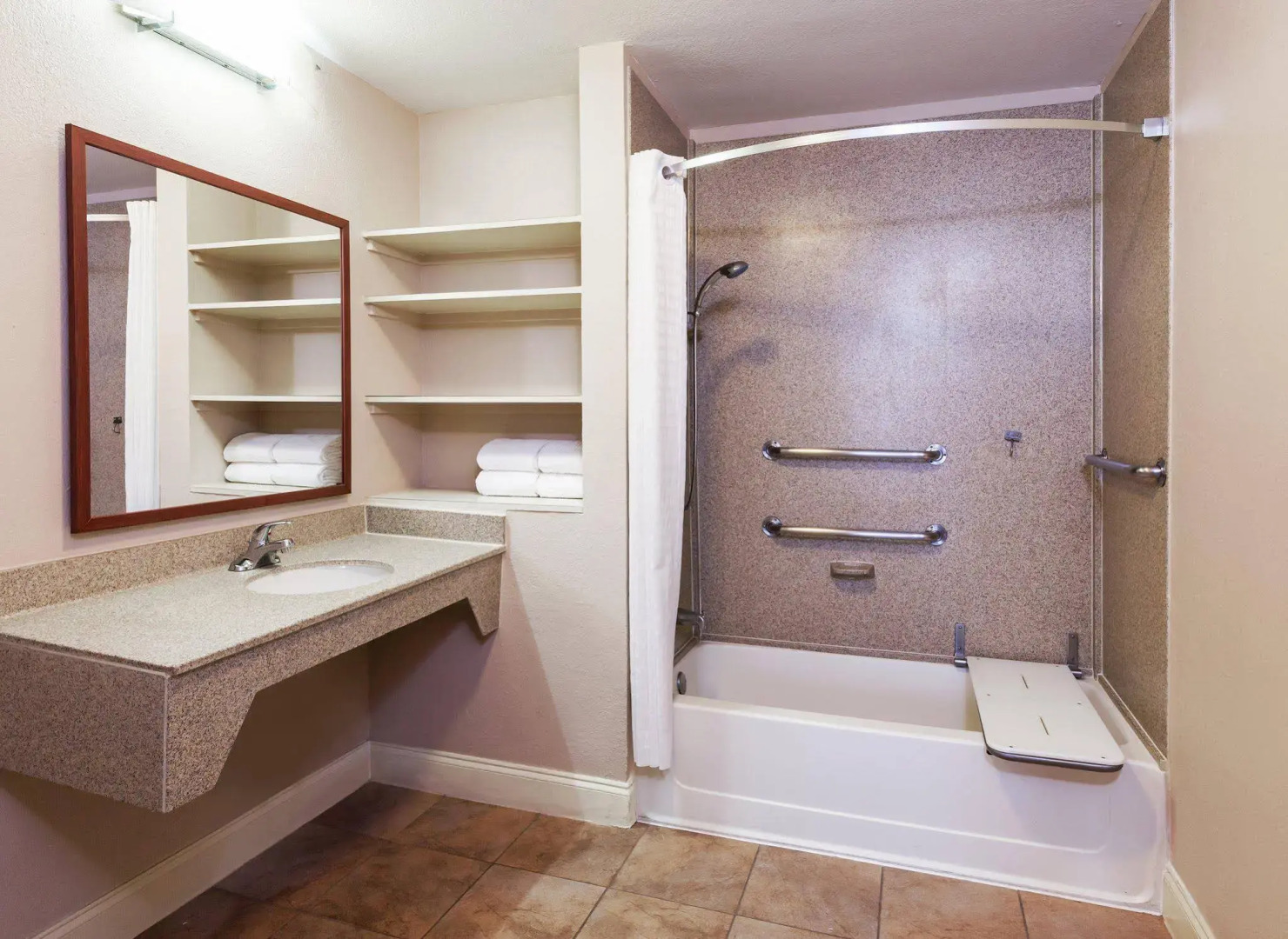 Candlewood Suites Market Center by IHG