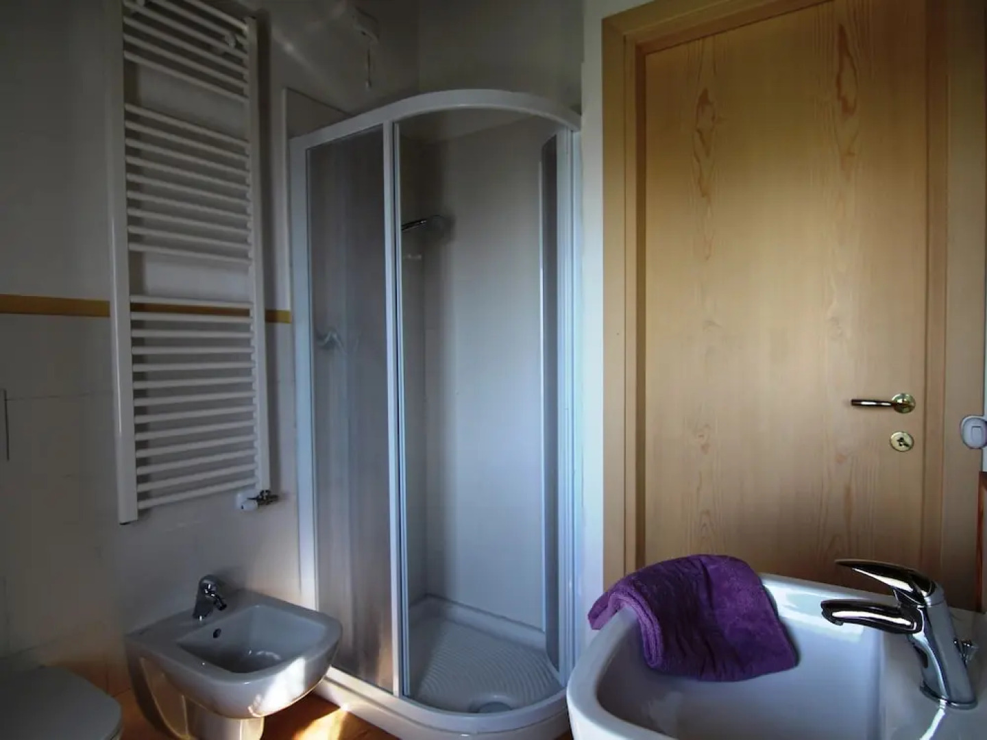 Renovated, Spacious and Cosy Countryside House. Wi-fi, Garden and Swimming Pool