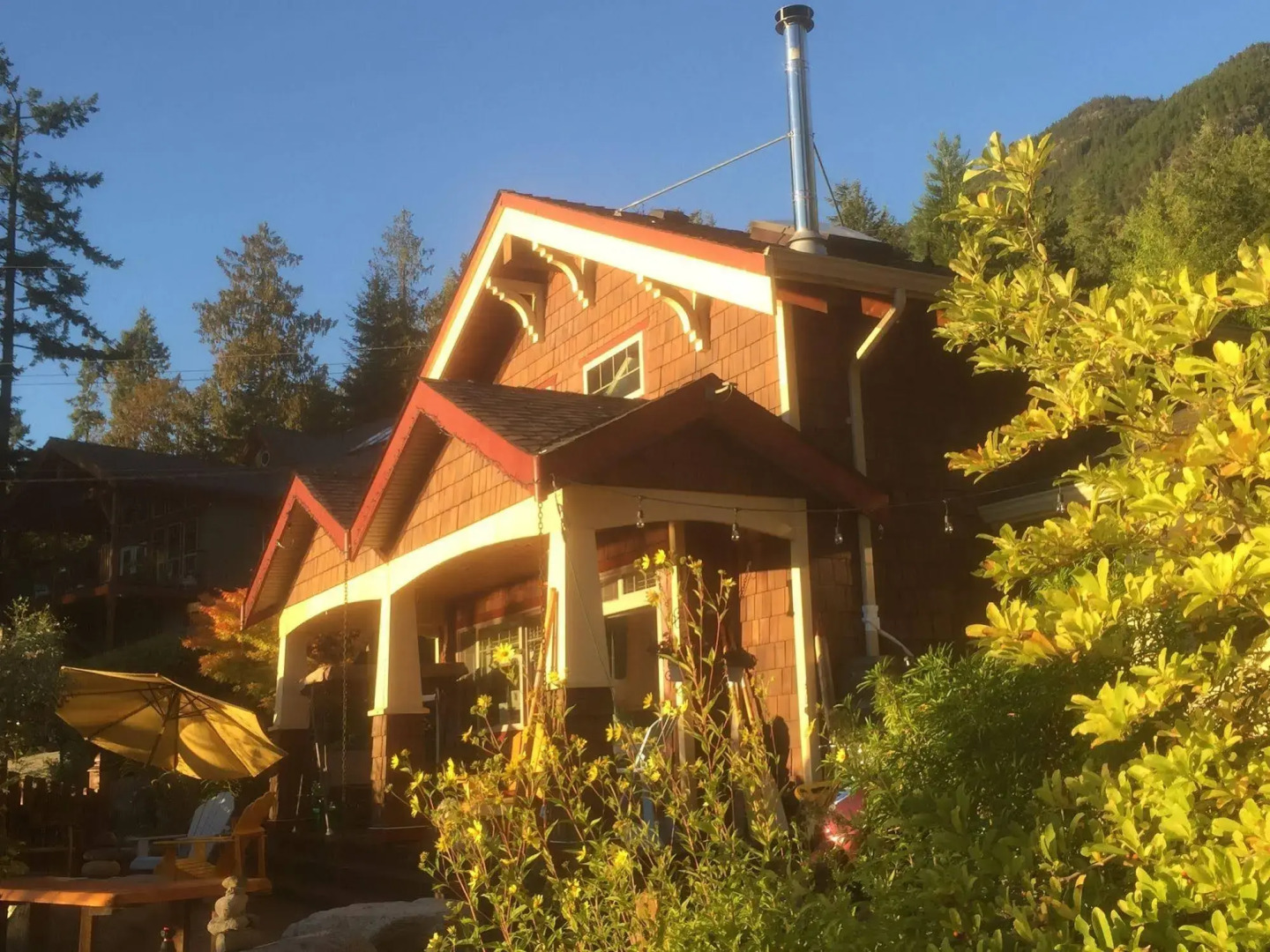 The Tuwanek Hotel and Spa