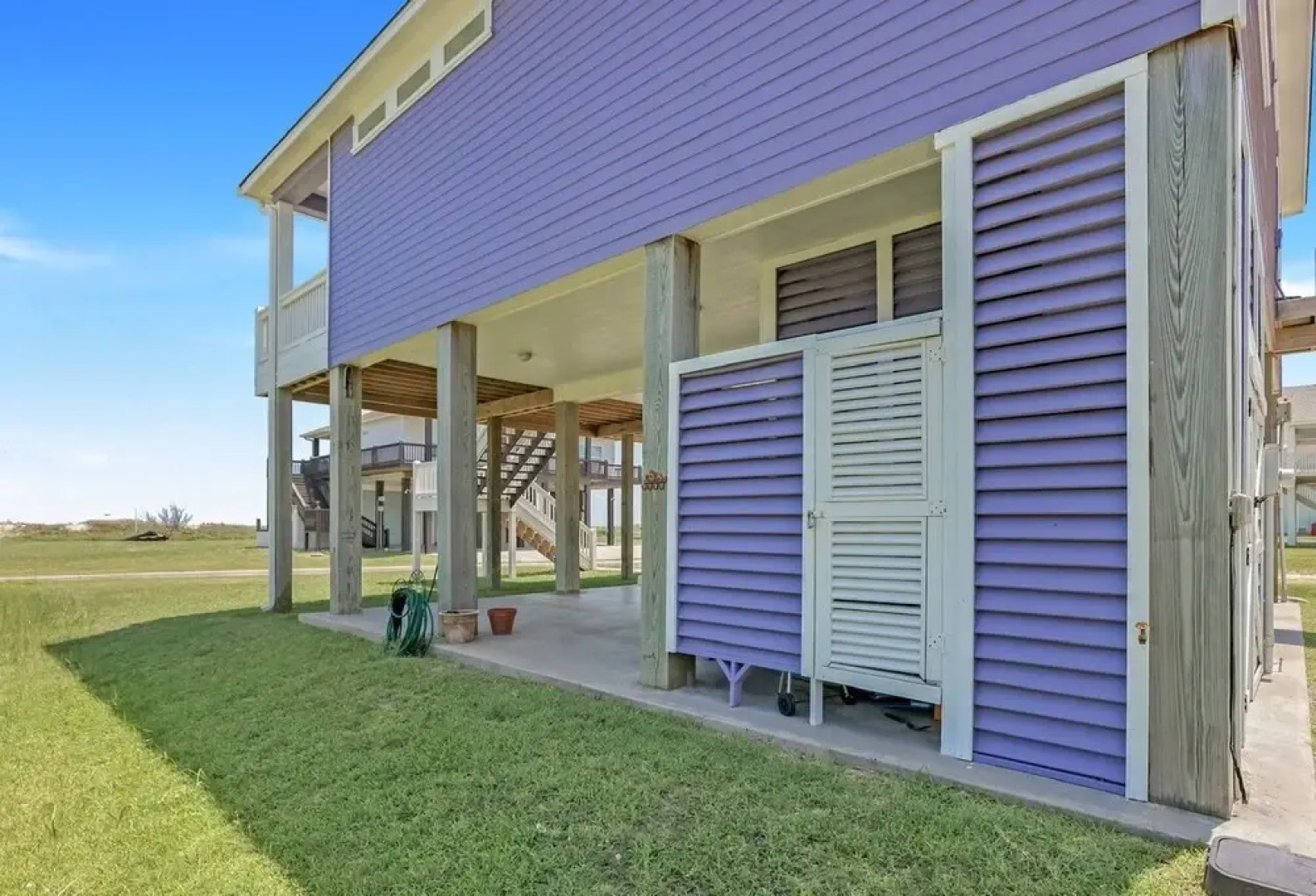 Miss Molly's by RedAwning