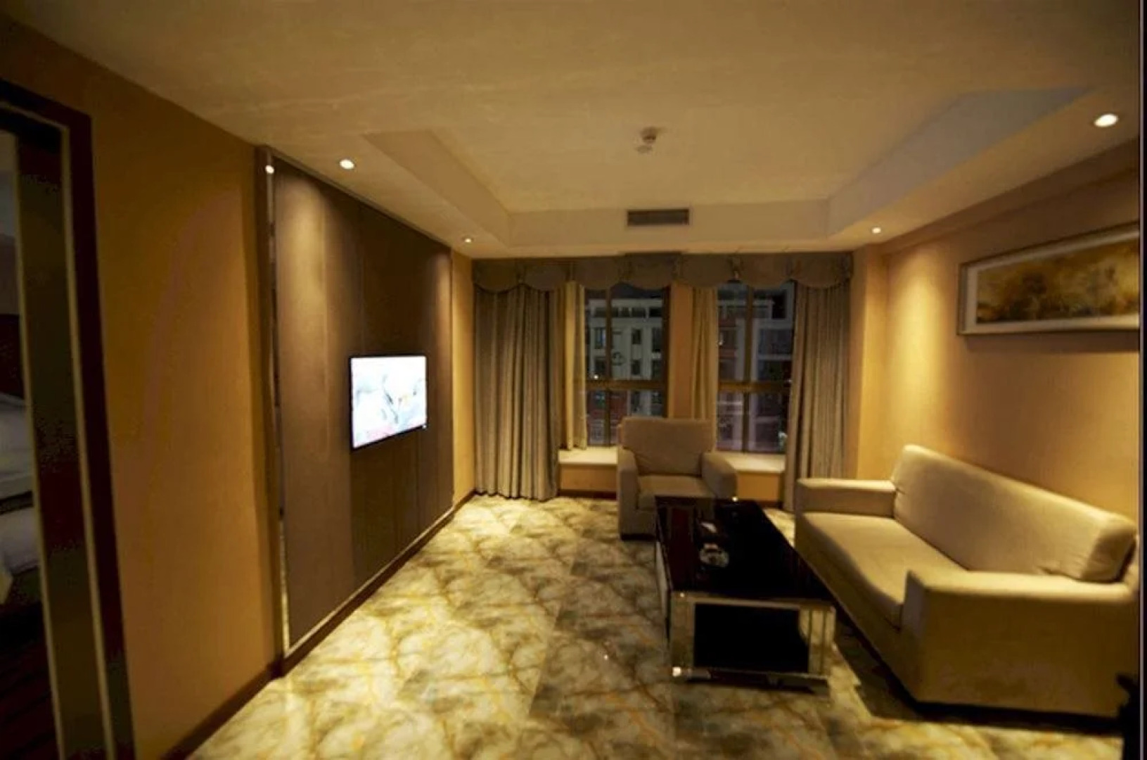 Guangzhou Yun Shang Kun Hotel