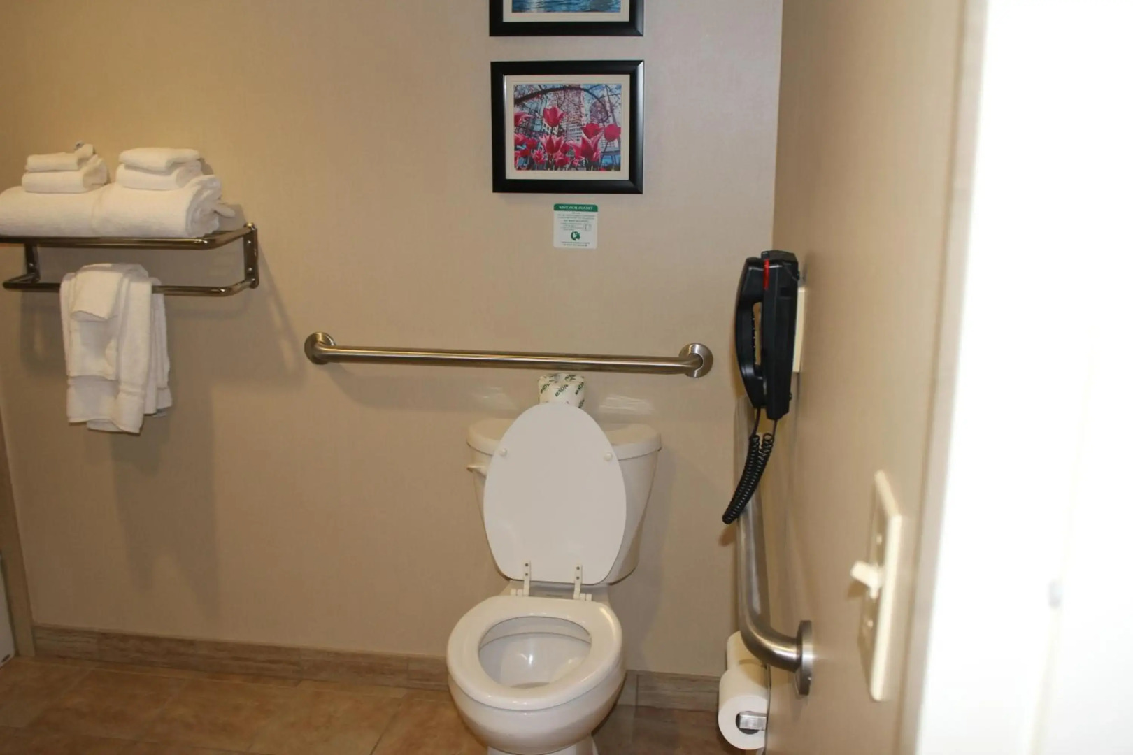 Comfort Suites Huntersville near Lake Norman