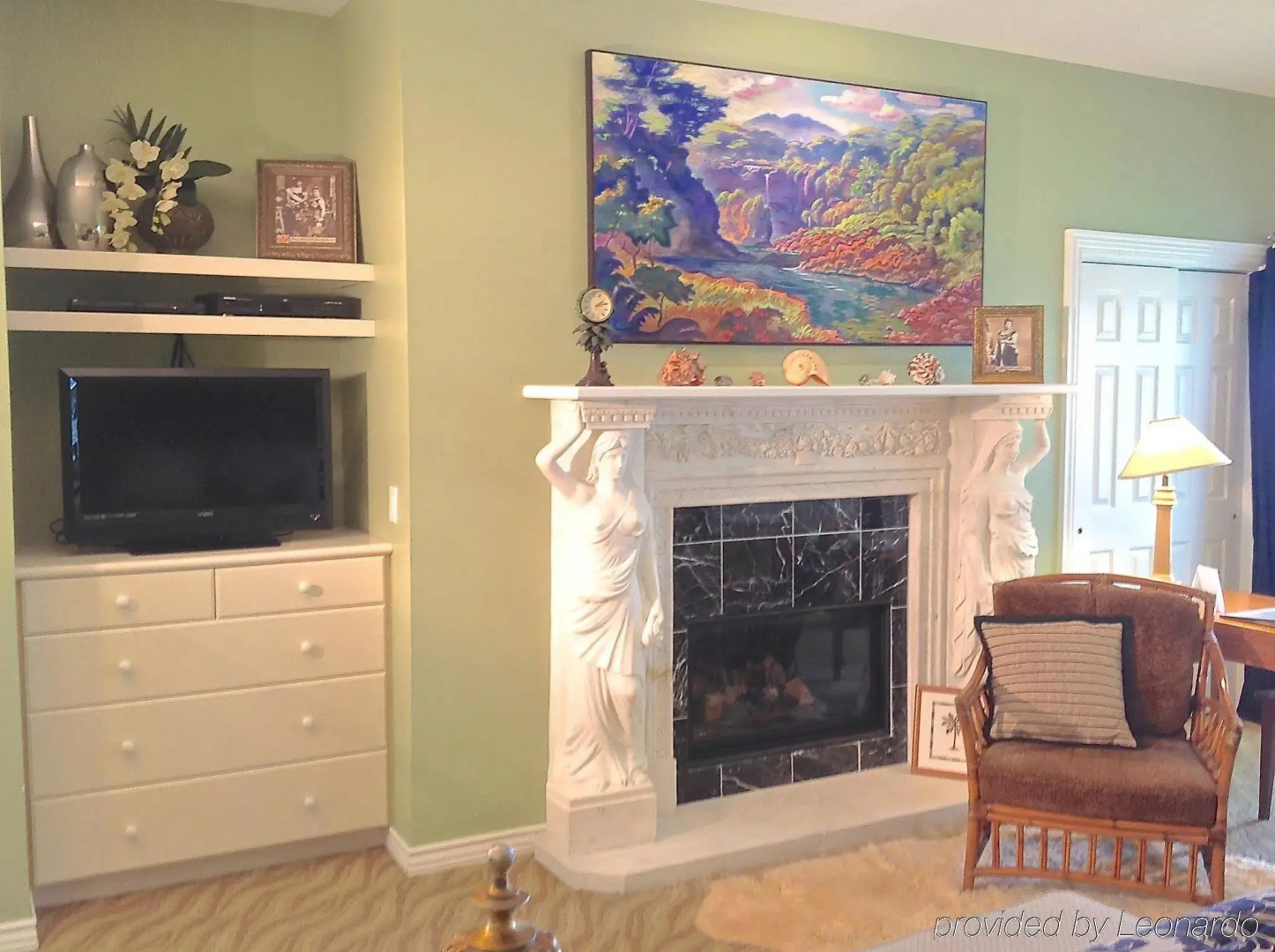 Palms Cliff House Inn