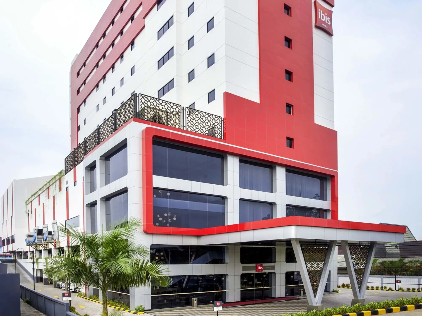 ibis Pontianak City Center