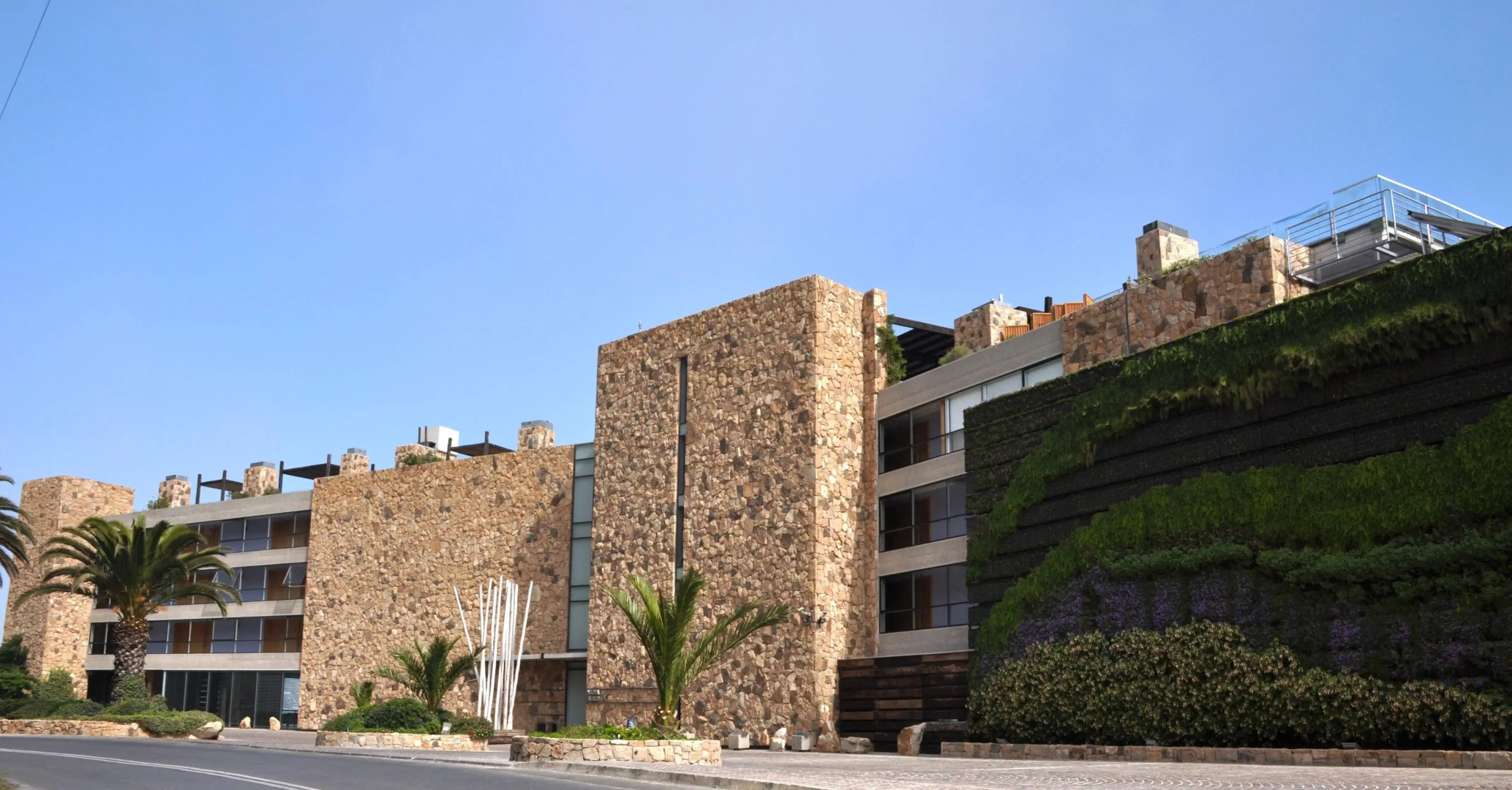 Radisson Blu Acqua Hotel & Spa Concon