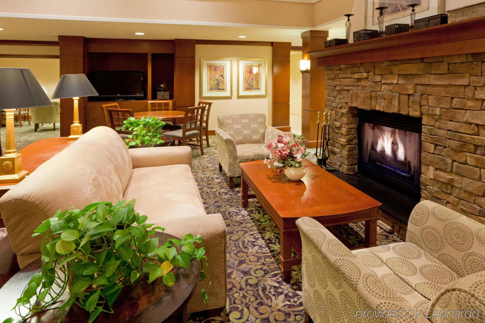 Staybridge Suites Tysons - McLean by IHG