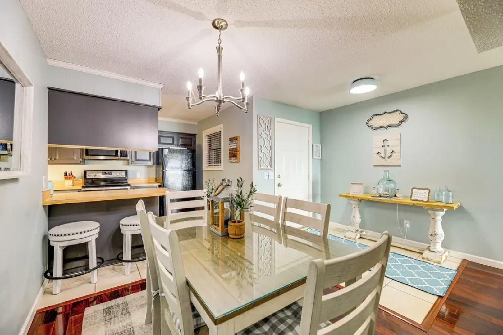 N Topsail Beach Oceanfront Condo w/ Pool!