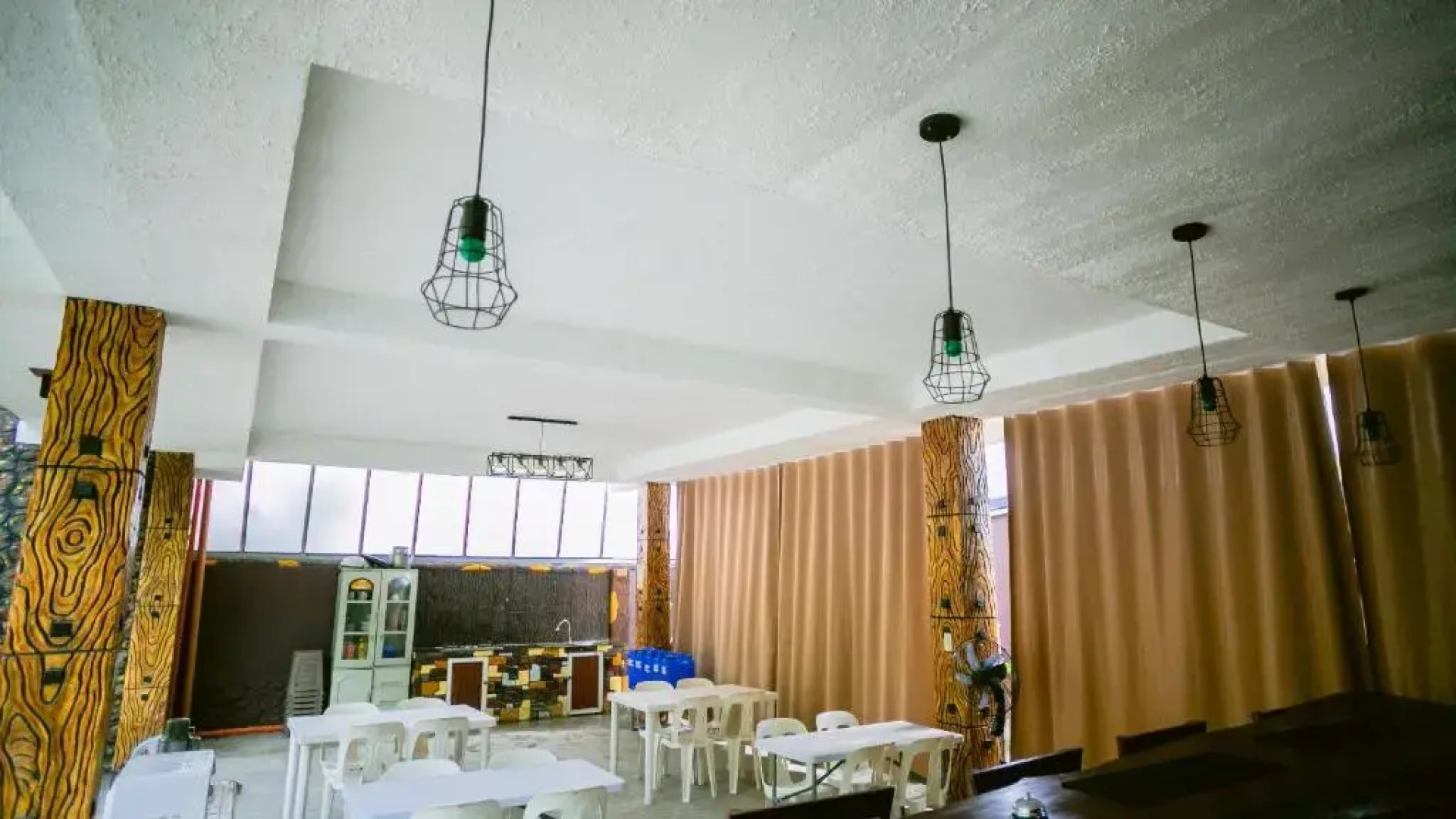 Sun in Hand Beach Resort