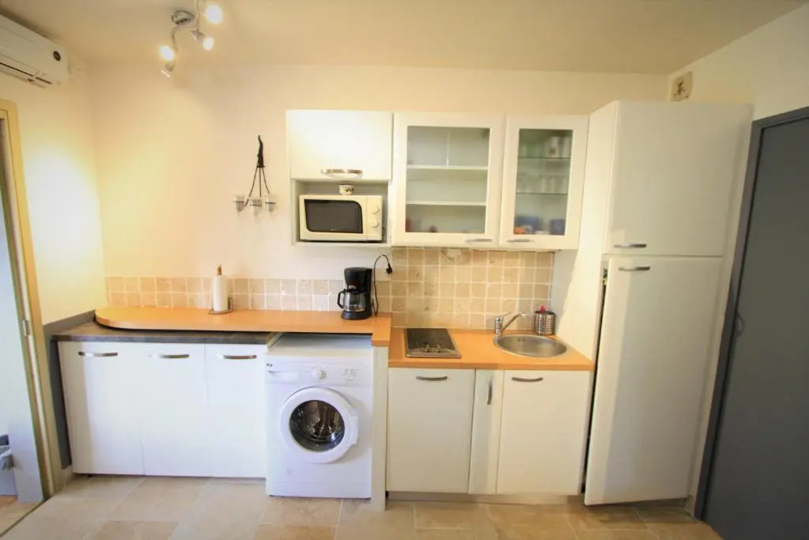 LE VALLON DU ROY plage à 600m à pieds