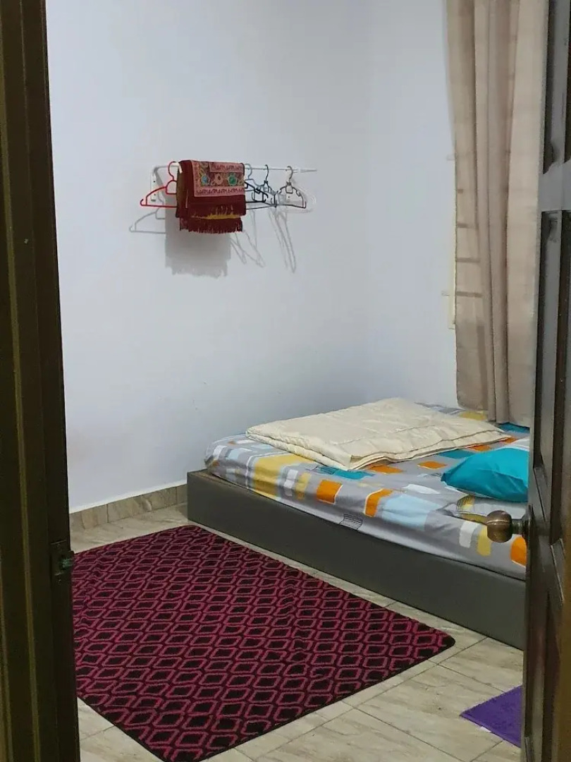 OYO Home 90496 Delima Homestay