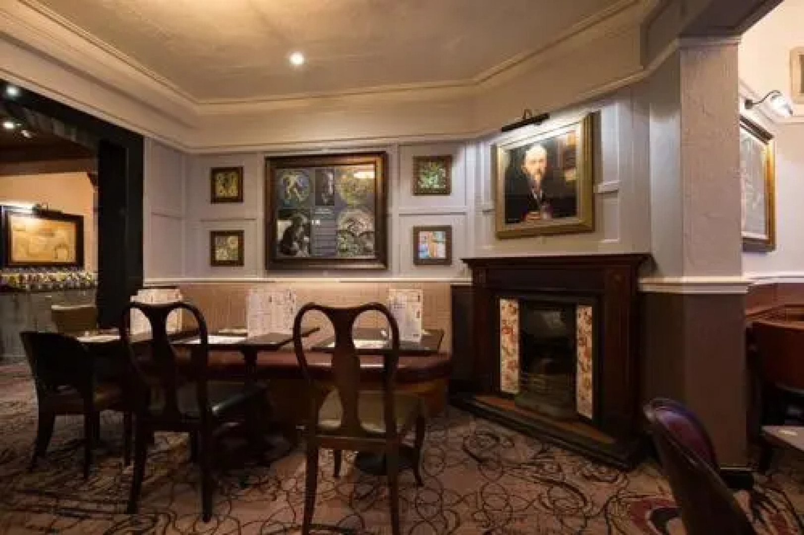 The Bull & Stirrup Hotel